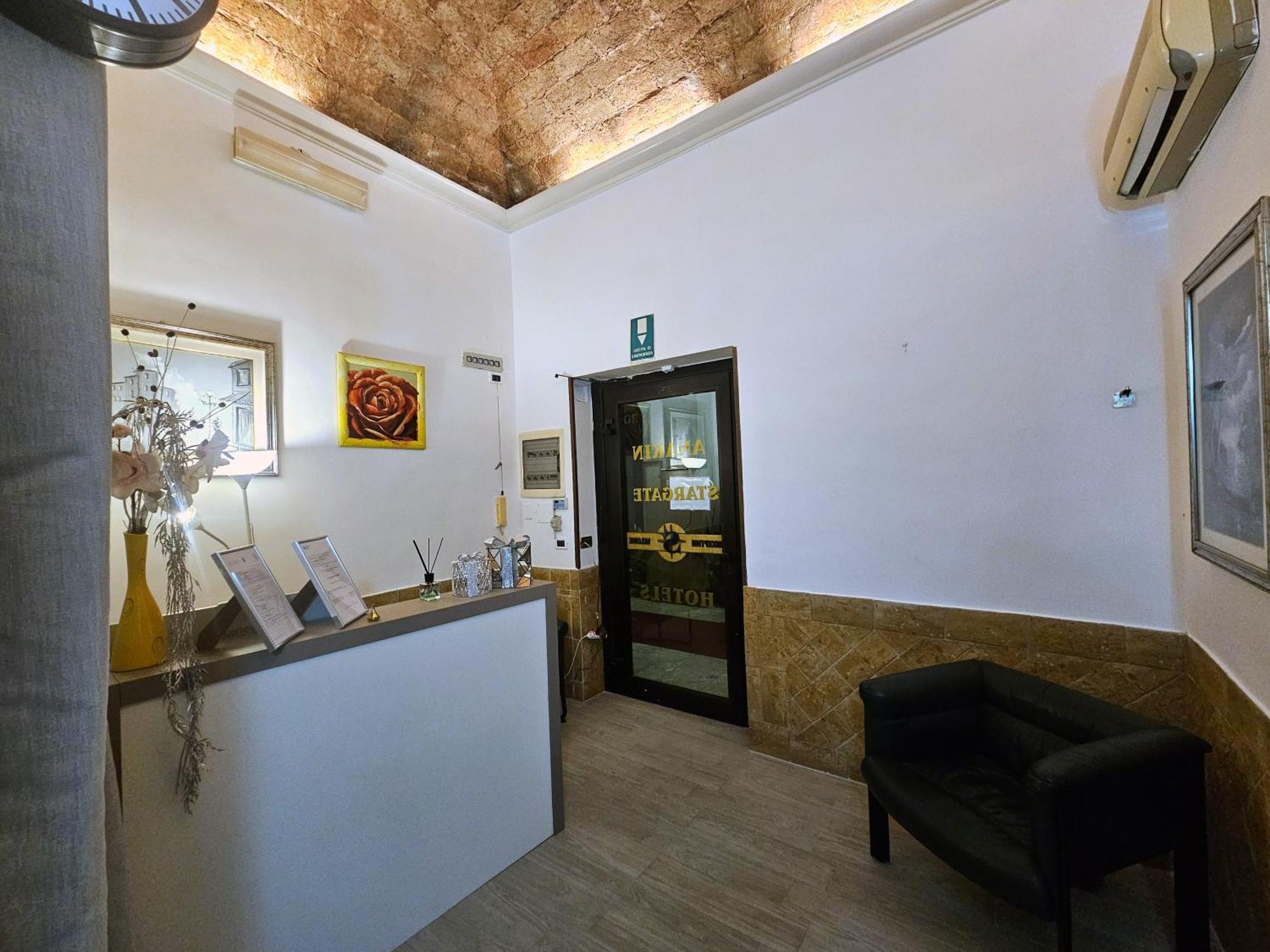 Check In Rome — Foto 2